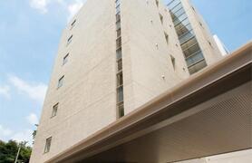 パークフラッツ市谷台町坂