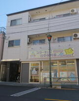 メゾンティーナ根津