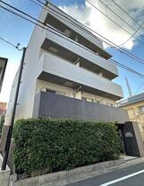 プレール・ドゥーク学芸大学