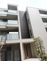 イーストテラス